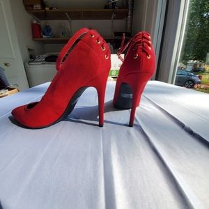 Velvety spike heels Romantic Red